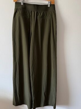Athleta brooklin heights pleated wide leg pant size 4P